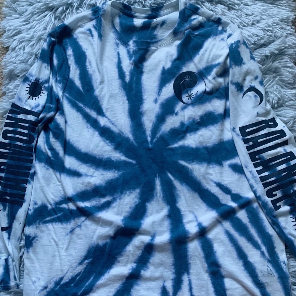 Aeropostale Blue and White Tie Dye